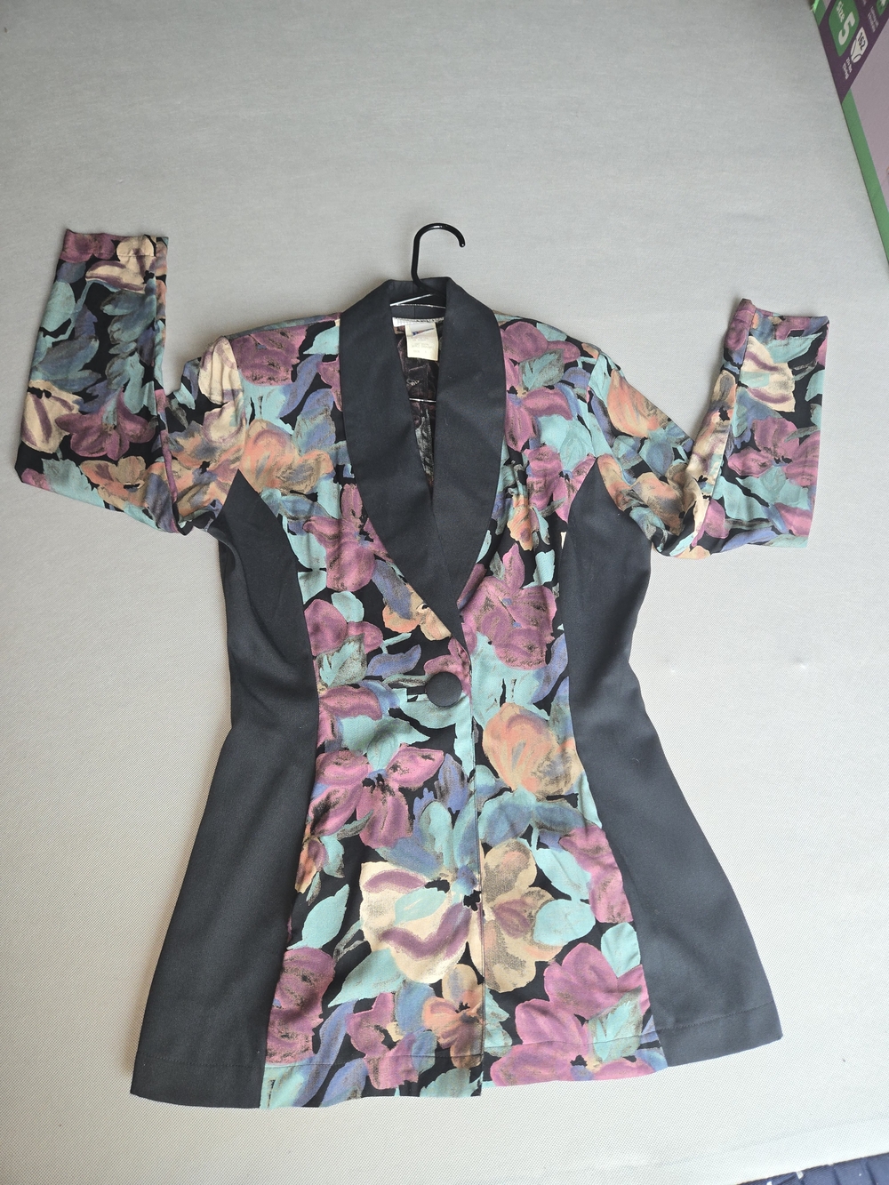 La Belle Fashions Vintage Floral Blazer 100% Rayon Classic 80s/90s Look XS/